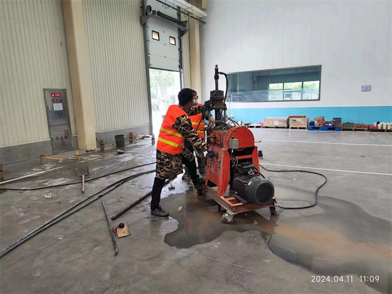 山城厂房地面下沉塌陷注浆加固施工